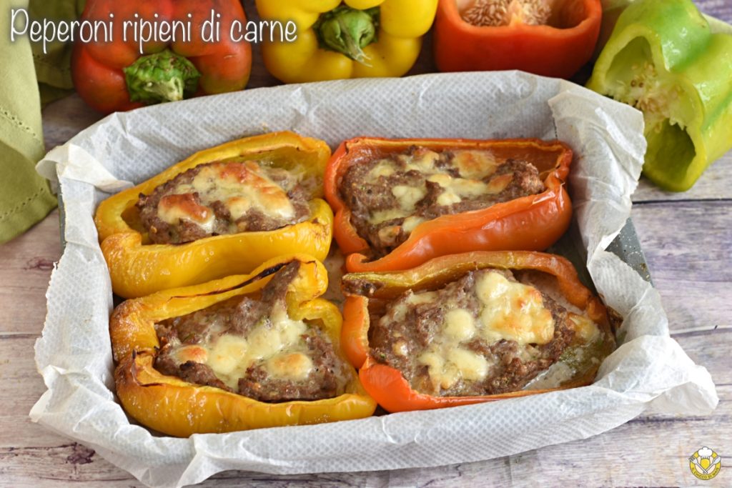 pimentões recheados com carne ao forno com queijo derretido receita deliciosa ótimos frios il chicco di mais
