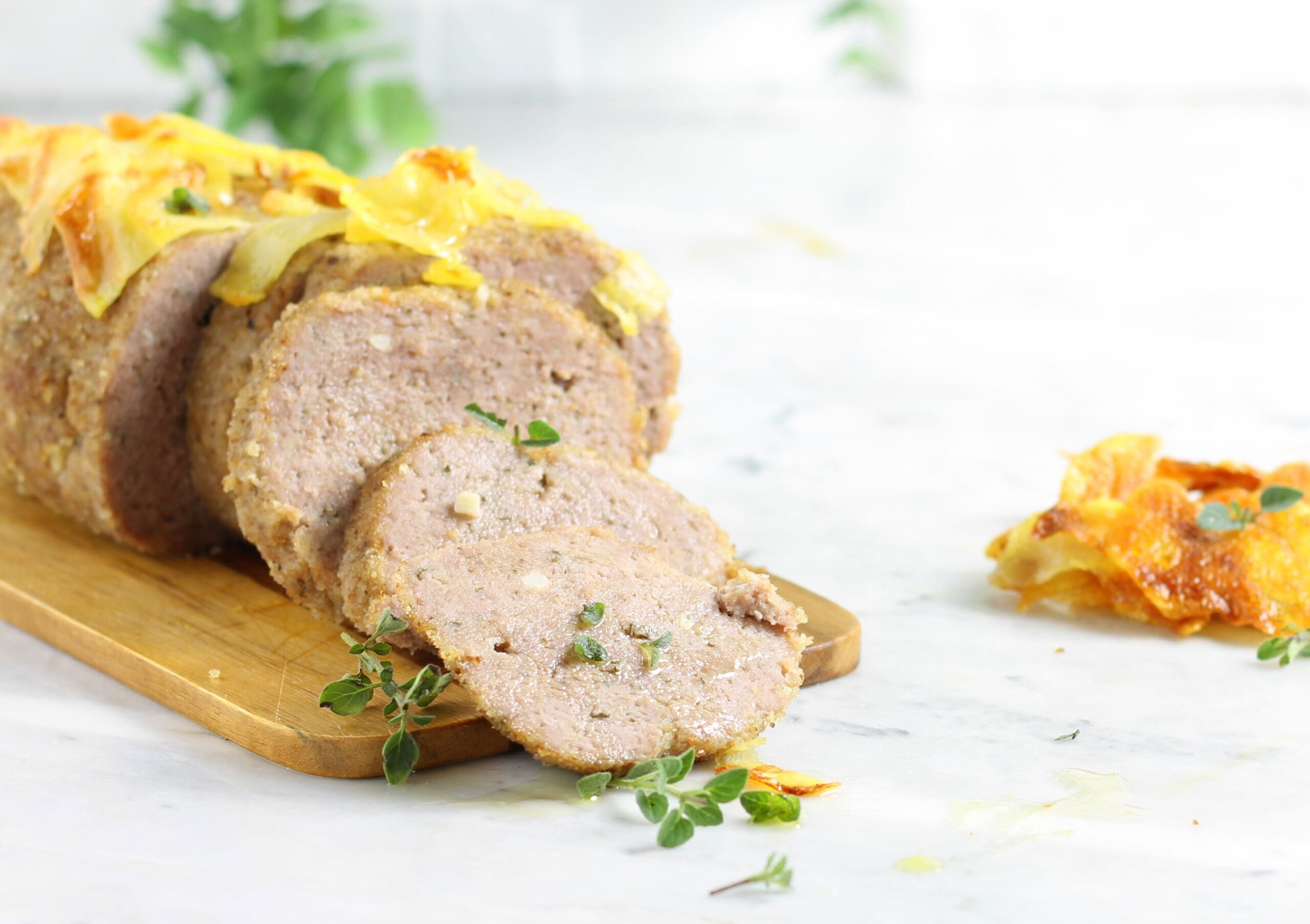 Rocambole de Ervas em Crosta de Batata