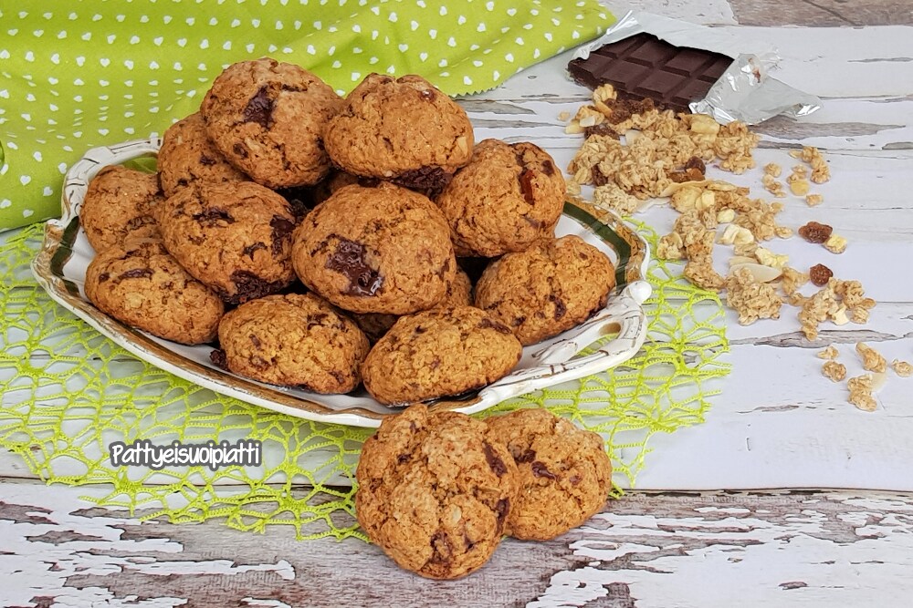 biscoitos com muesli e chocolate