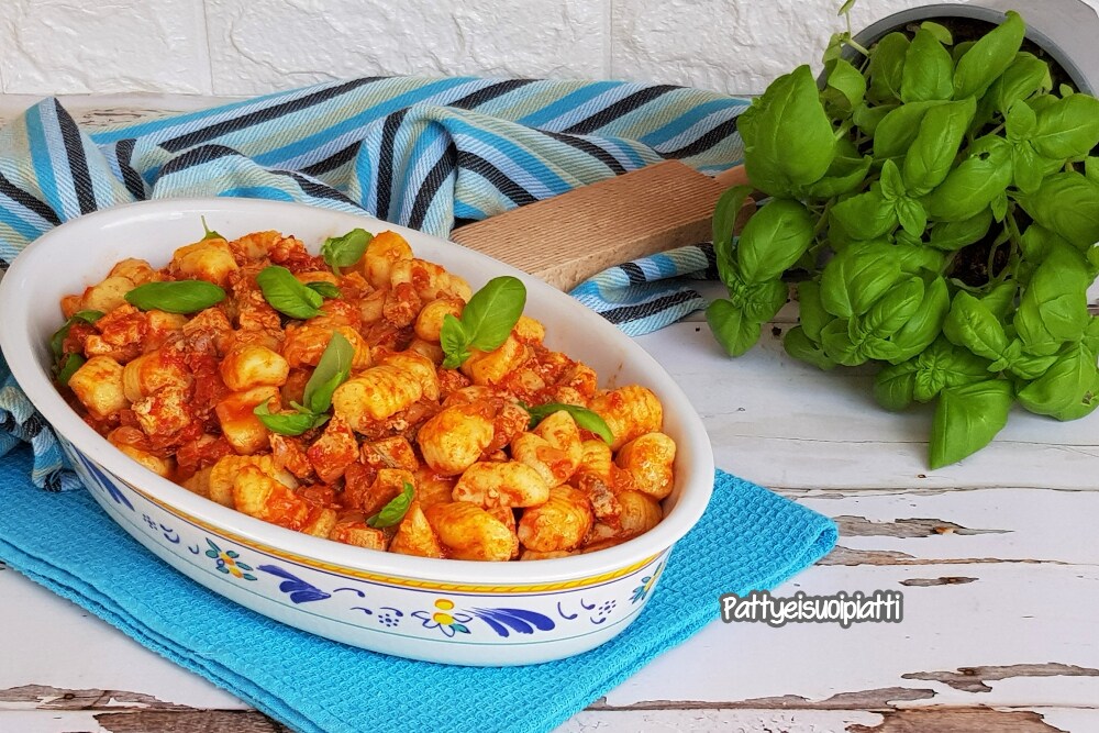 nhoque de batata com molho de espadarte