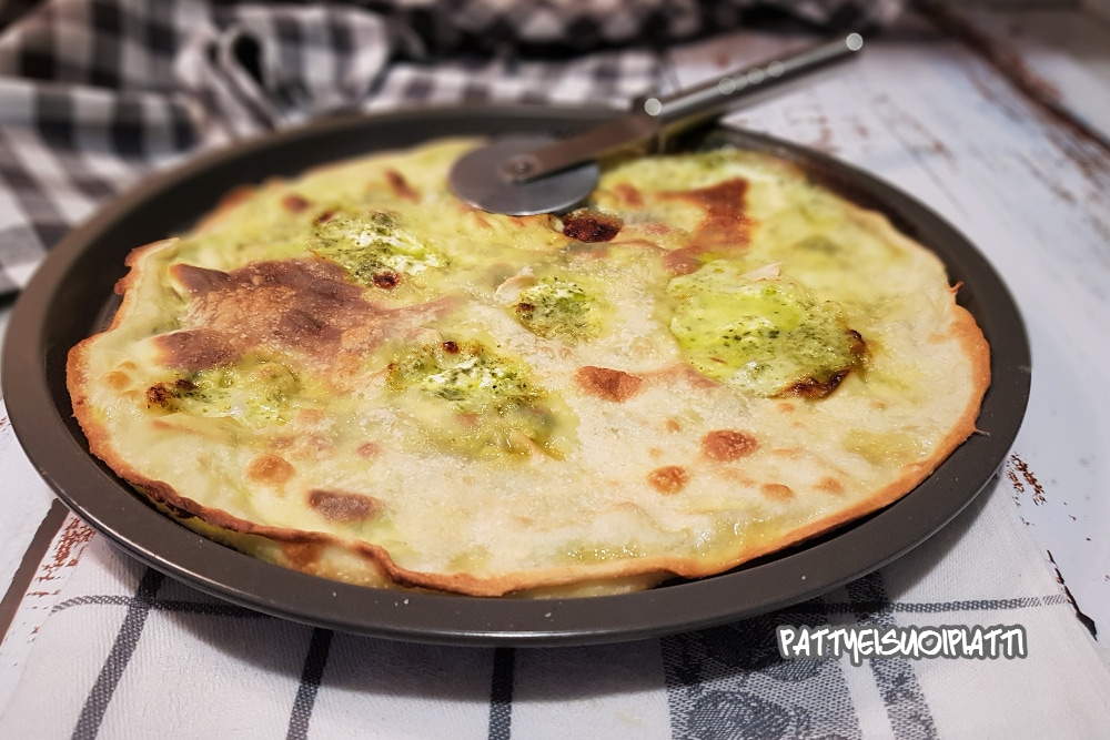 focaccia de queijo e pesto