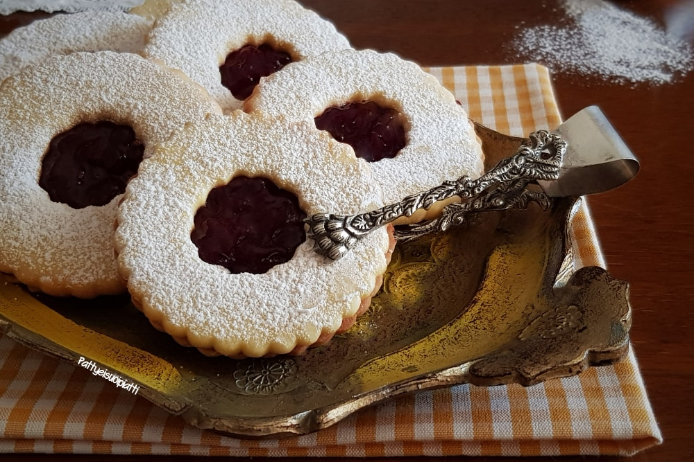 orecchiette com berinjelas e mexilhões