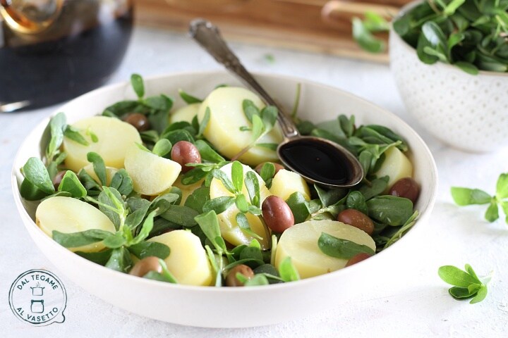 Salada com beldroega