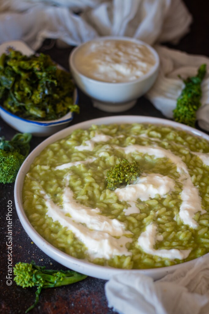 Risoto com stracciatella e creme de folhas de nabo