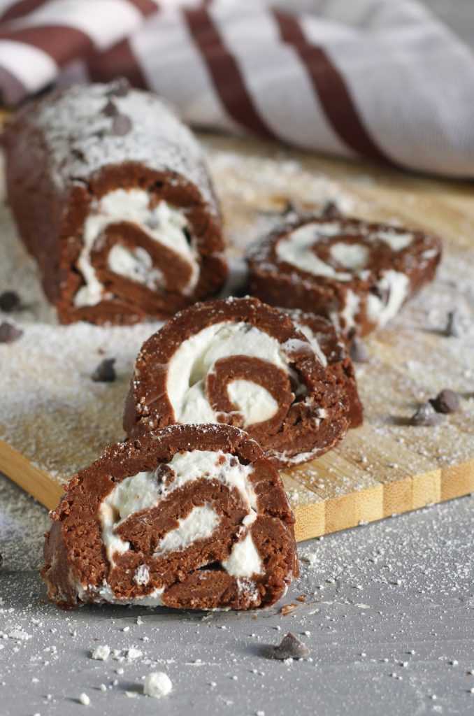 Rolo de chocolate sem assar