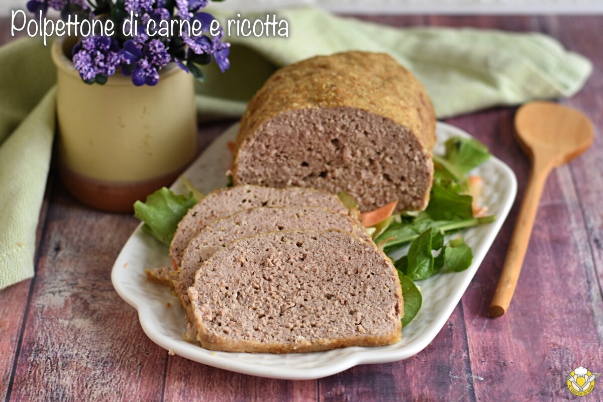 Rocambole de carne e ricota