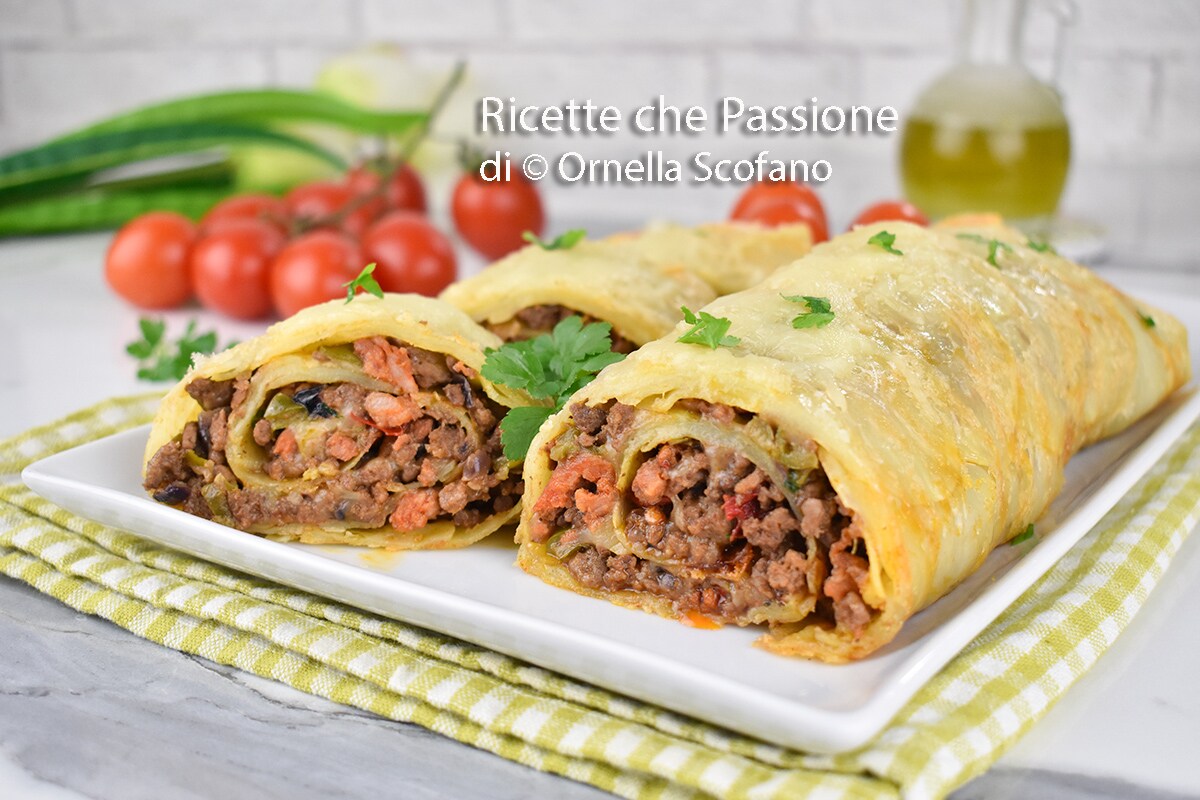 Rolo de batata recheado com carne