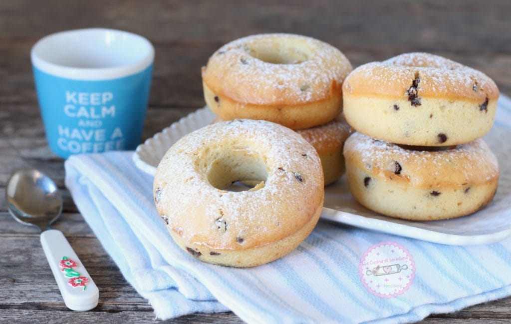 rosquinhas com chocolate no forno