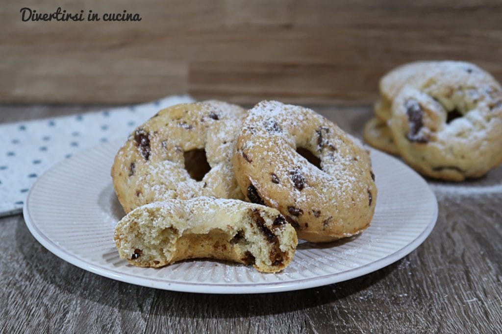Rosquinhas com farinha de espelta e chocolate
