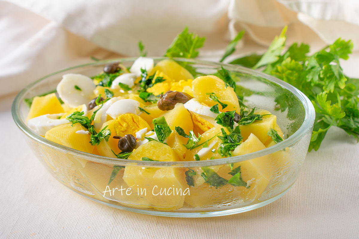 Salada de batatas e ovos