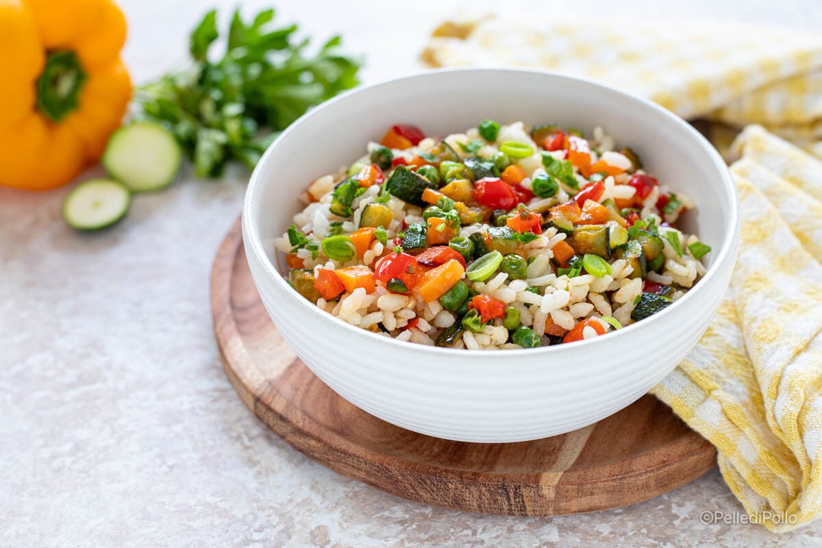 Salada de arroz com legumes