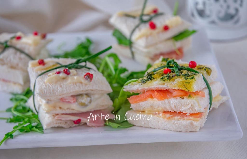 Sanduíches pacote presente aperitivo