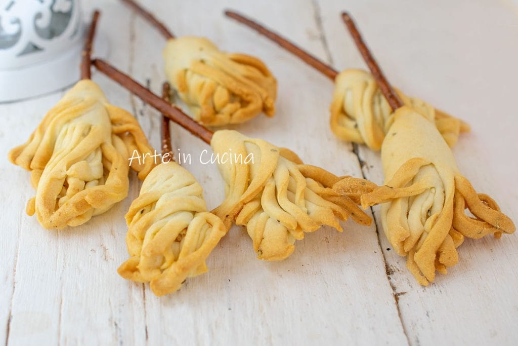 Vassourinhas da befana salgadas