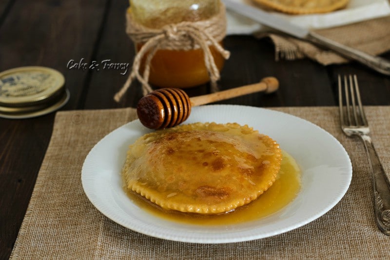 Seadas doce típico