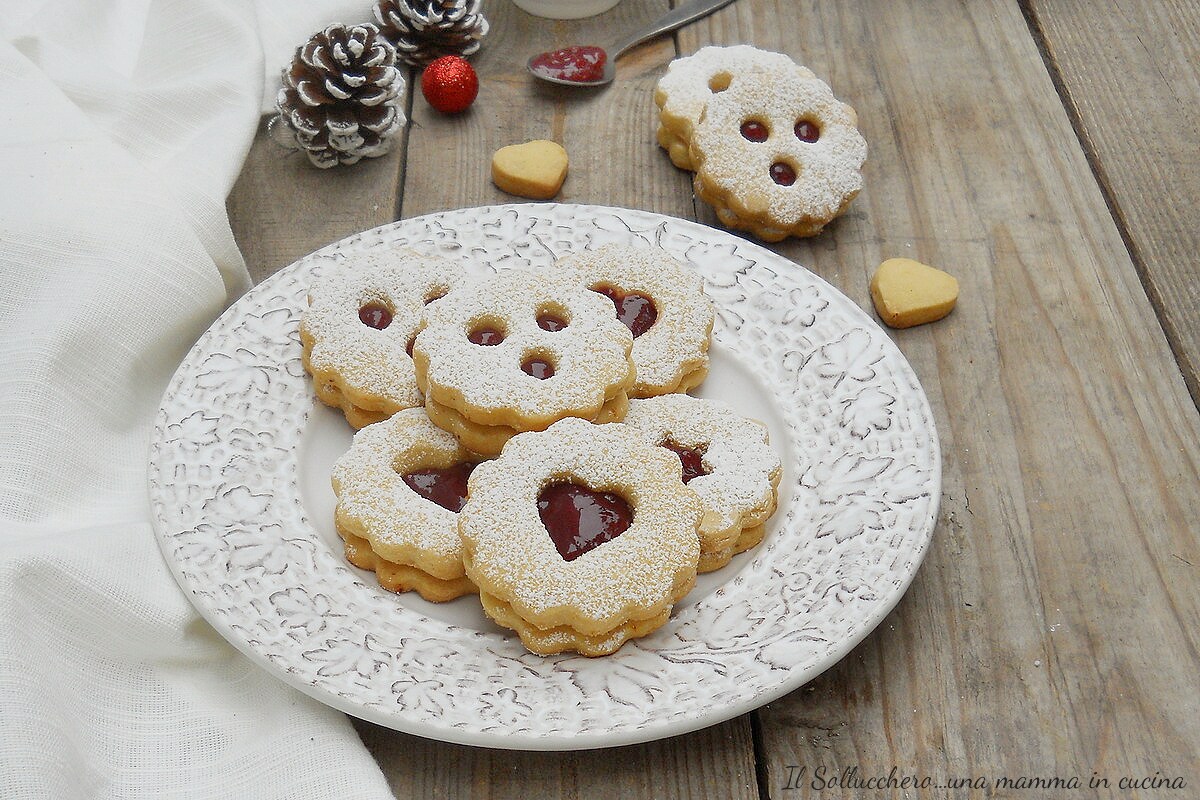 Spitzbuben biscoitos tiroleses de massa amanteigada
