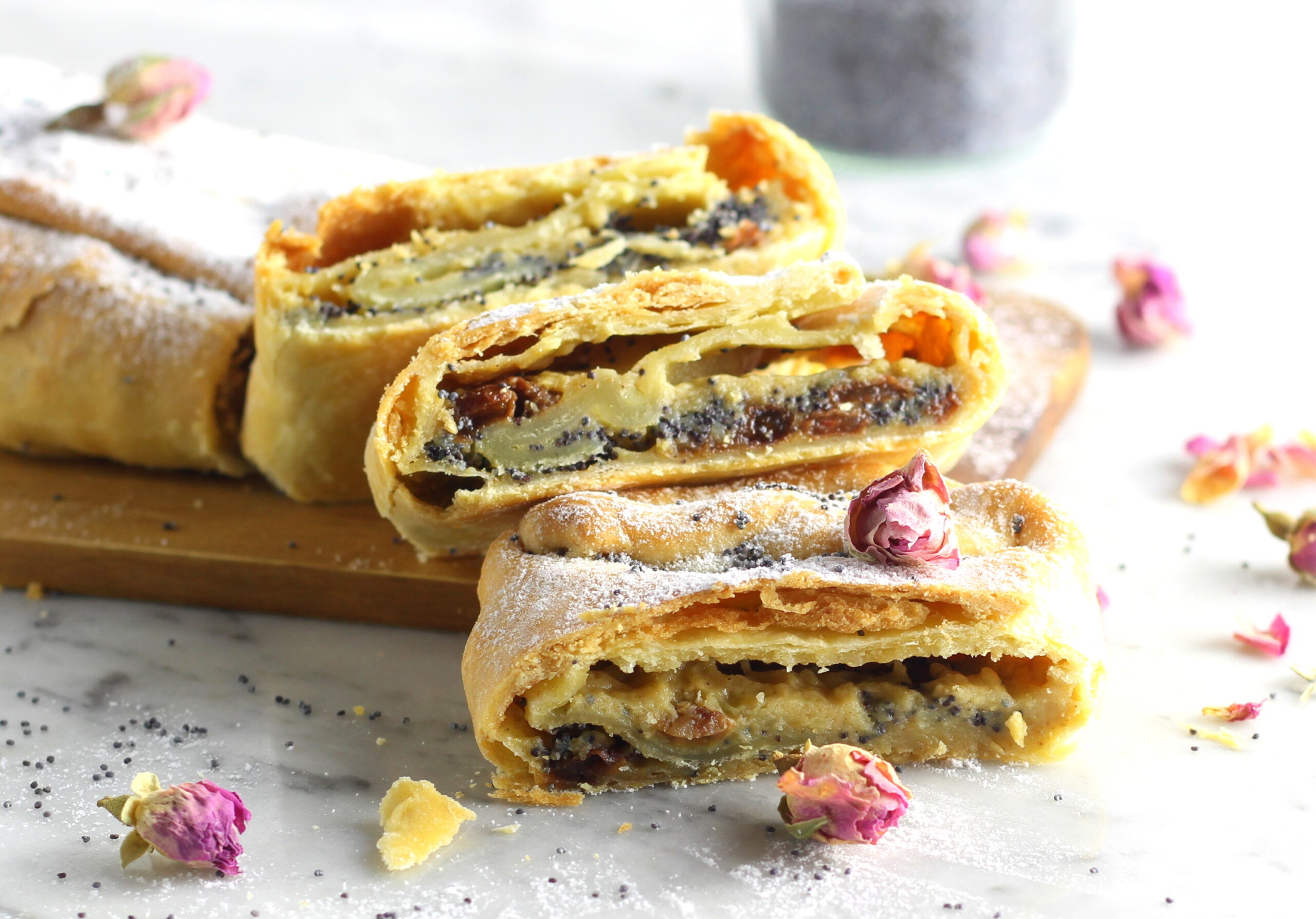 Strudel com creme e sementes de papoula