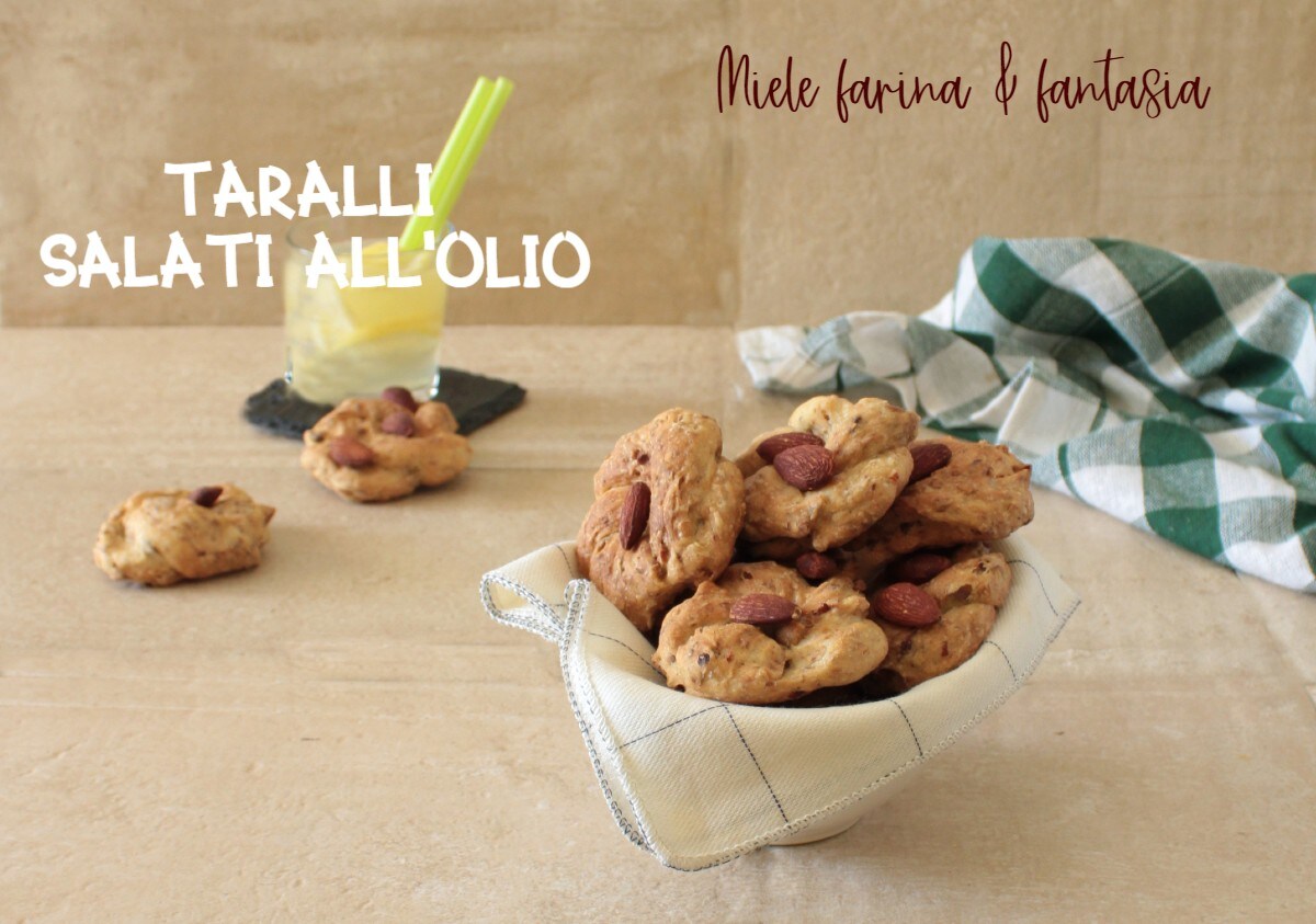Taralli salgados com óleo e amêndoas