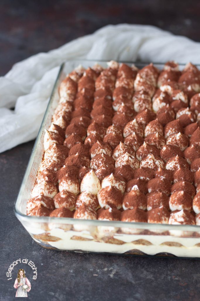 Tiramisù com creme de confeiteiro e mascarpone