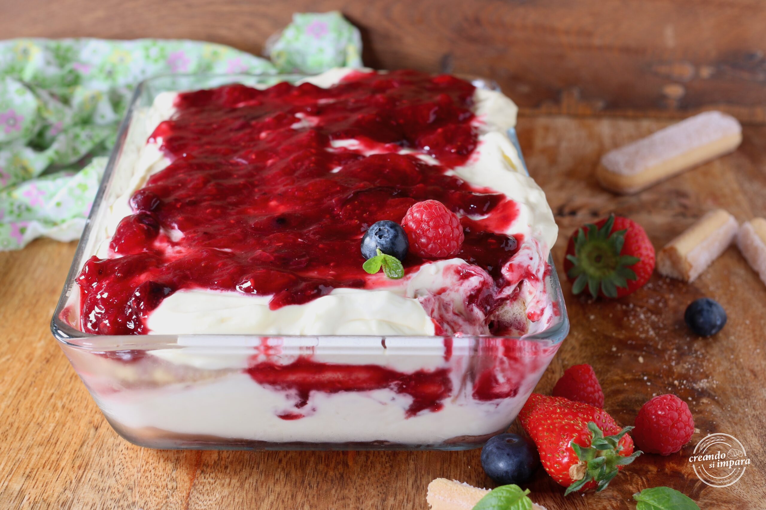 Tiramisù de frutas vermelhas