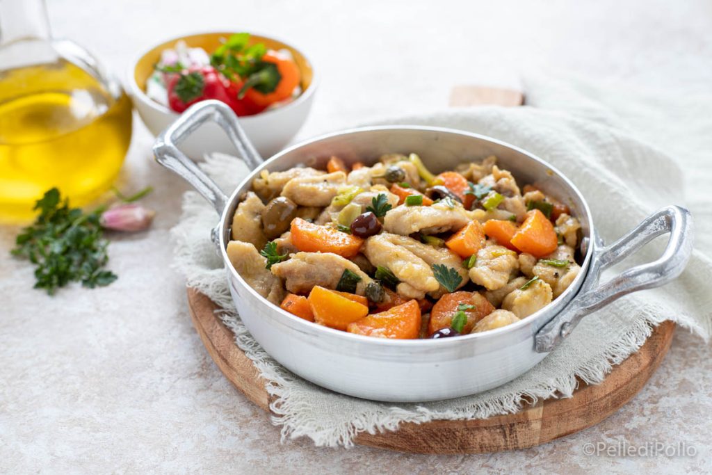 tirinhas de frango com legumes na panela