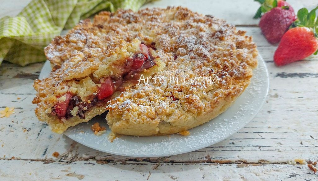 TORTA de FAROFA com MORANGOS e NUTELLA