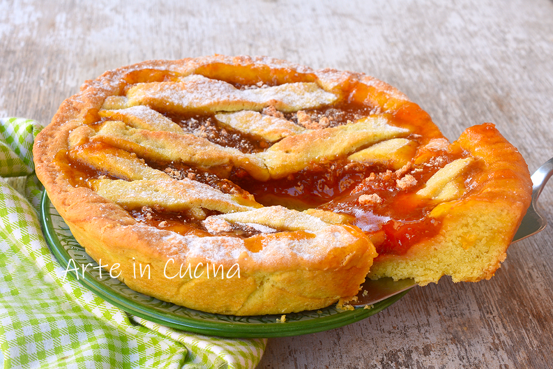 TORTA DE ÓLEO MACIA COM GELEIA