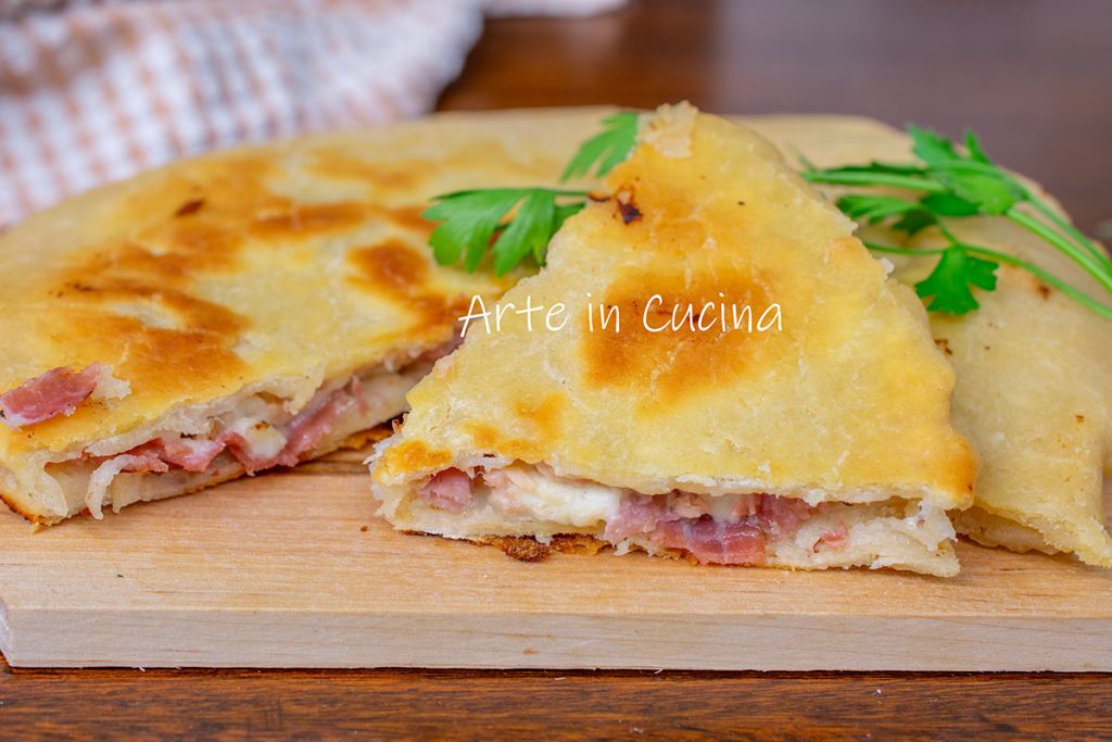 Torta rústica speck e atum na frigideira