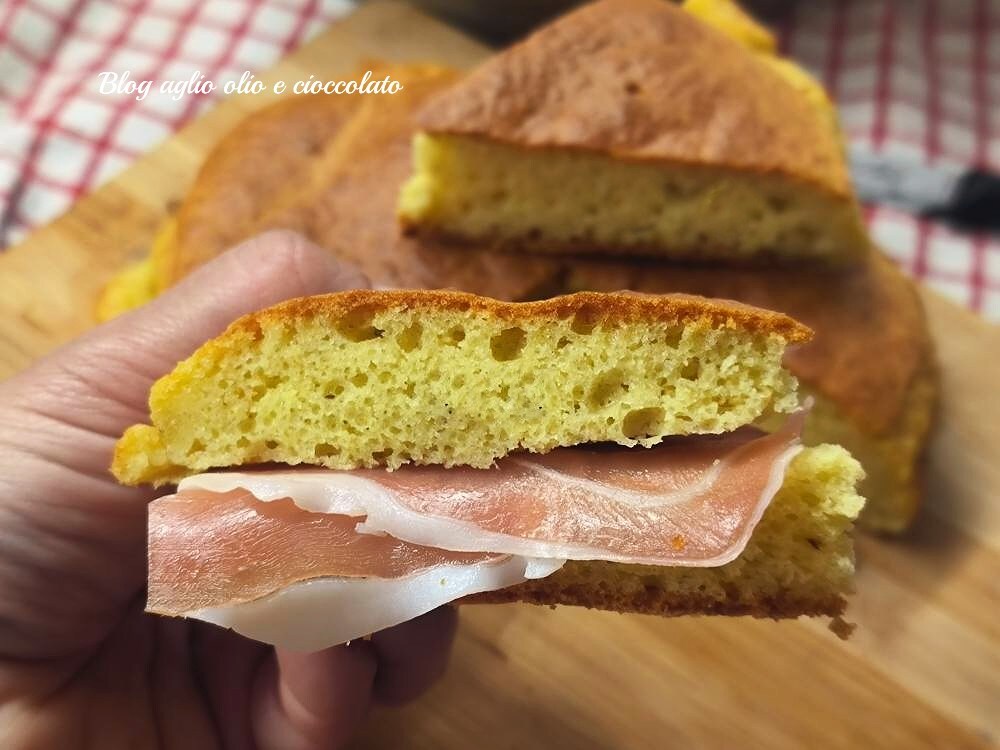 descubra a receita da torta salgada rápida com parmesão macia e saborosa pronta em poucos minutos perfeita para Páscoa e Pascoela