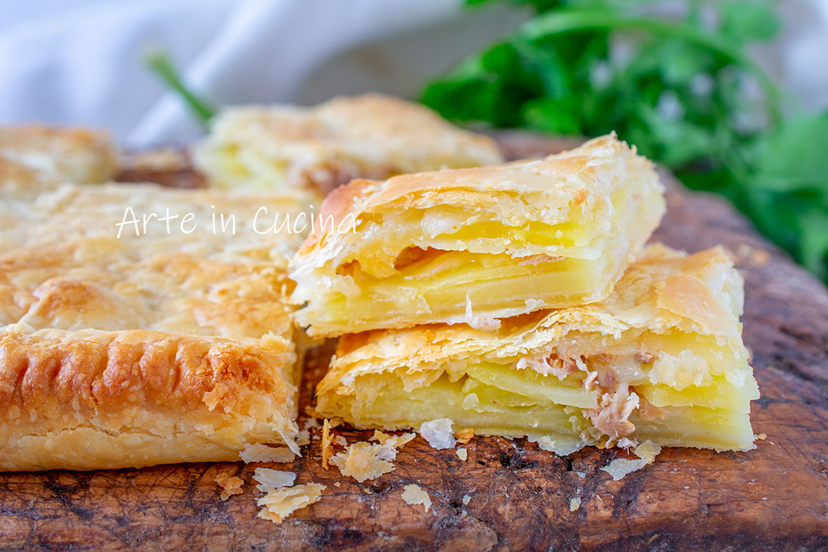 Torta salgada de batatas e atum rápida
