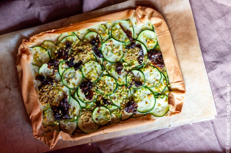 torta salgada com abobrinha e massa filo