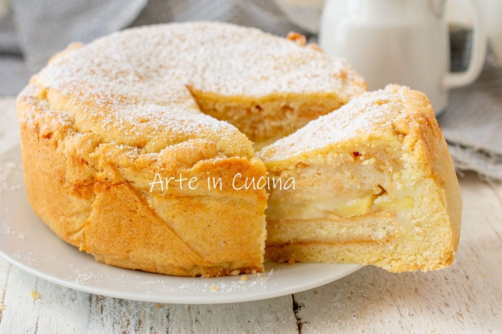 TORTA ZUPPETTA COM MAÇÃ e CREME DE PASTELARIA