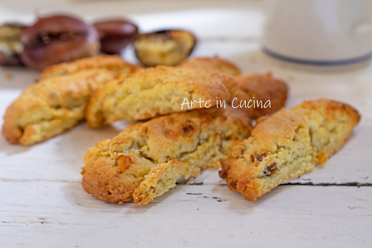 Tozzetti de castanha biscoitos