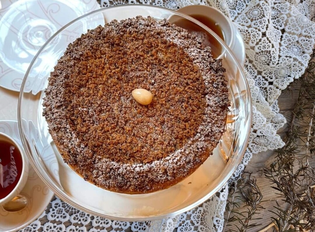 O bolo de trigo sarraceno com frutas secas