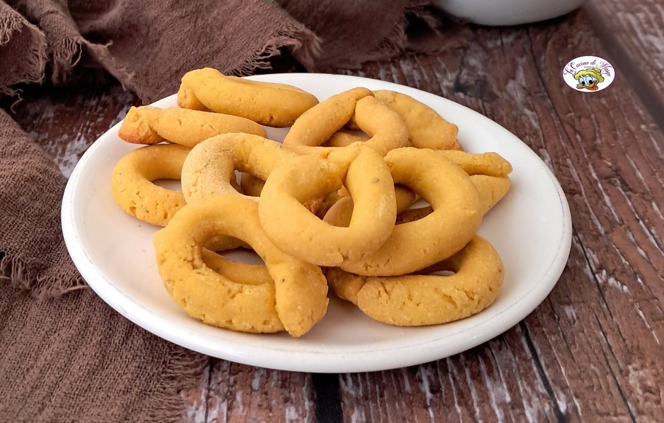 Taralli com farinha de grão-de-bico