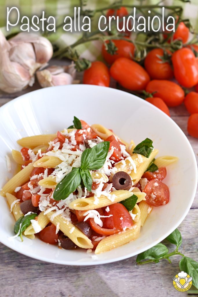 v_ pasta alla crudaiola ricetta estiva pasta con pomodorini olive aglio ricotta salata
