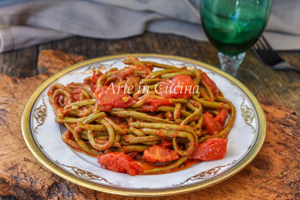 Vagens ao tomate acompanhamento fácil