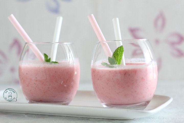 Vitamina de morango sem leite