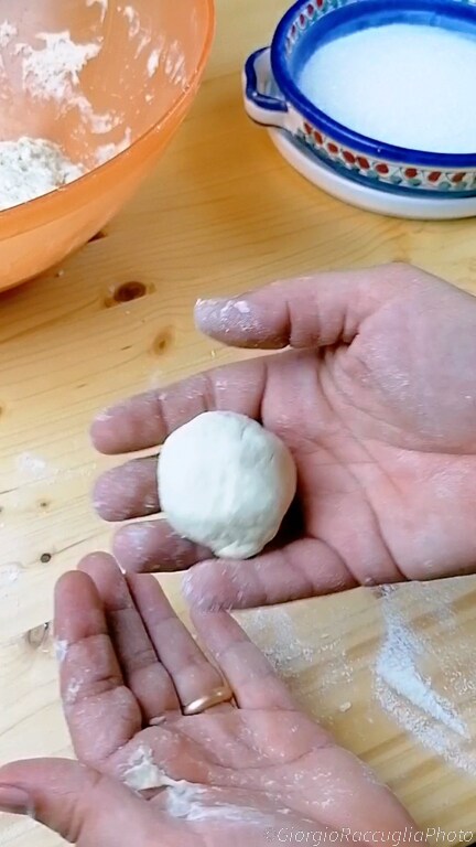 zeppole de massa de pizza