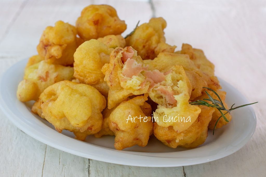 Zeppoline com mortadela rápidas