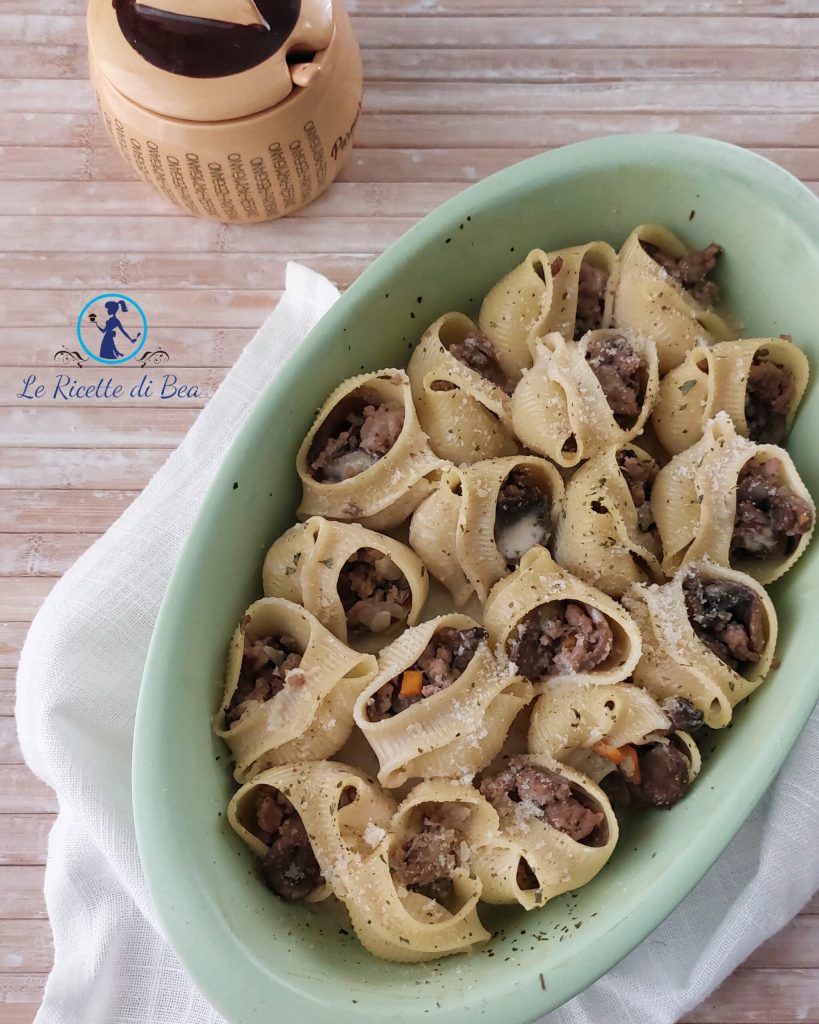 conchiglioni recheados com carne