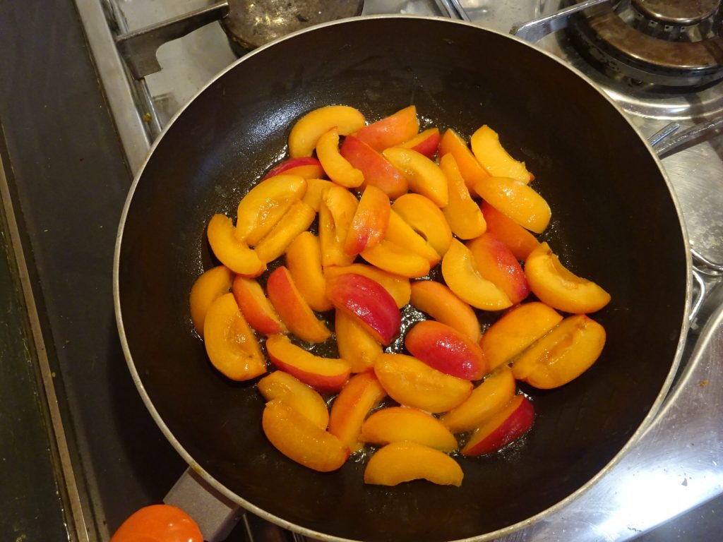 Salada de castanhas-de-caju e damascos