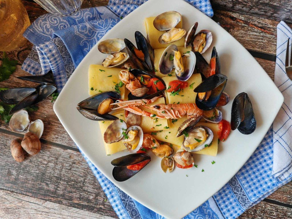 Paccheri aos frutos do mar