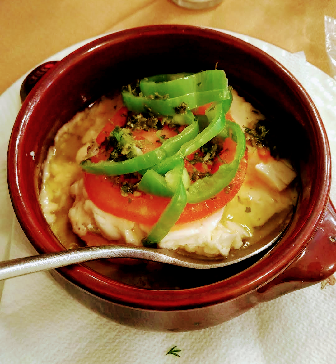 Feta frita (saganaki) e feta assada