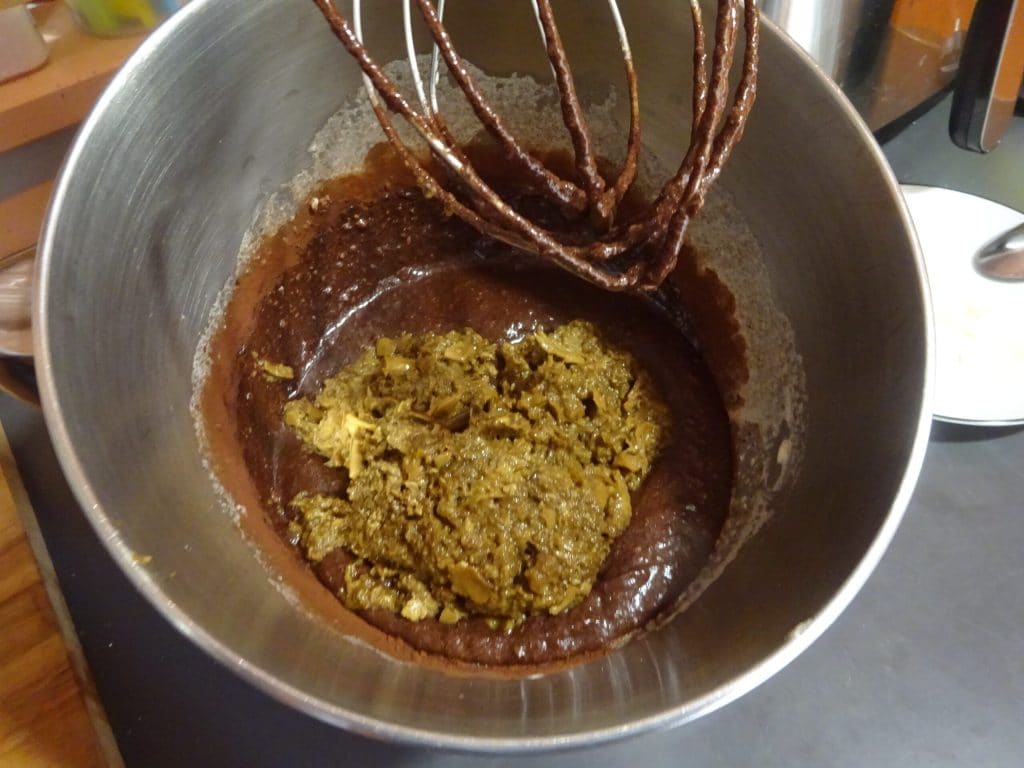 Bolo de pão com café
