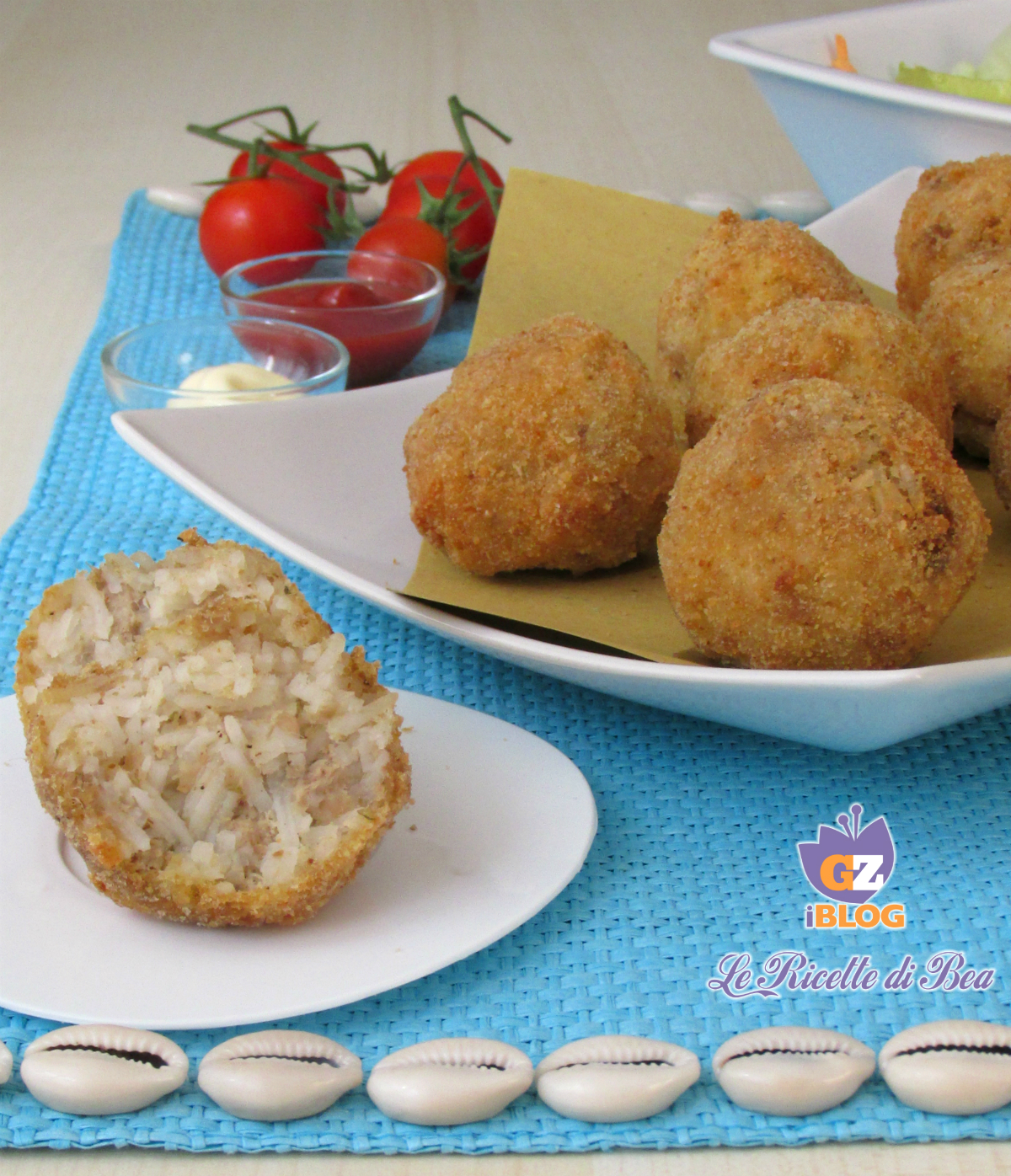 Almôndegas fritas com arroz e atum