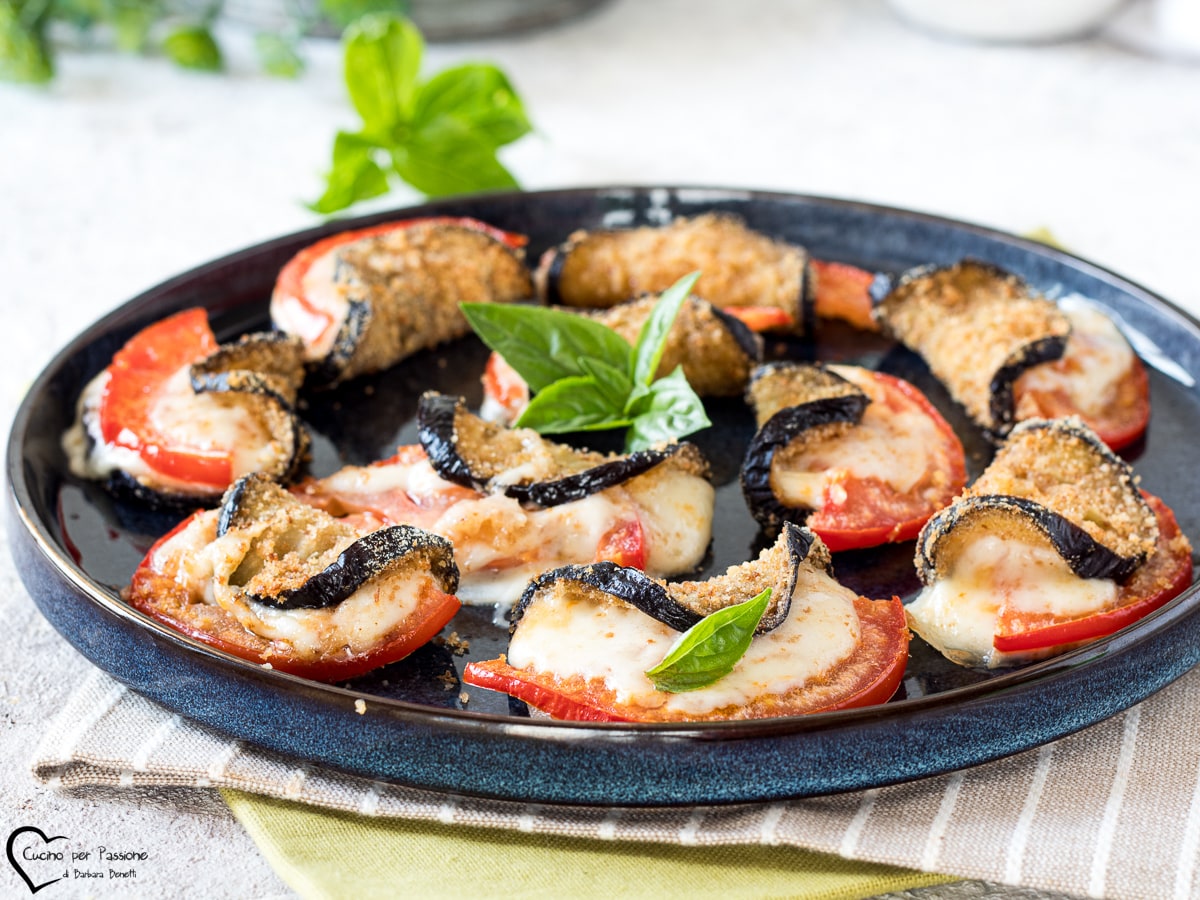 BERINJELAS GRATINADAS COM TOMATES