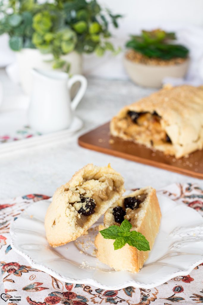 Biscoitos com recheio de maçã