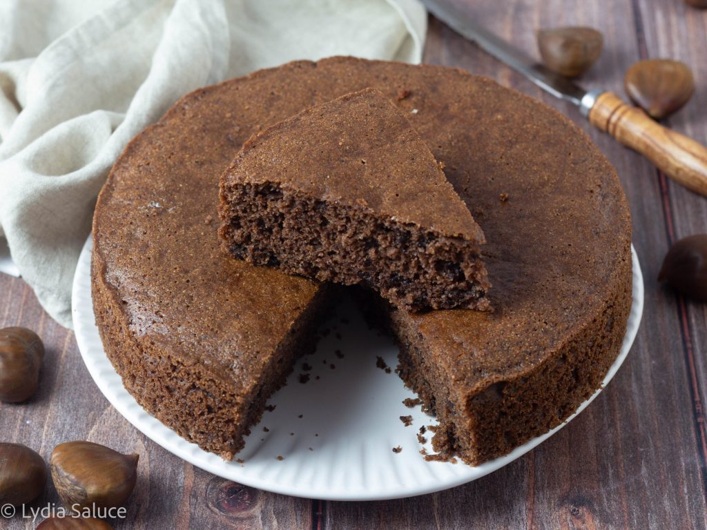 Bolo de farinha de castanha e chocolate