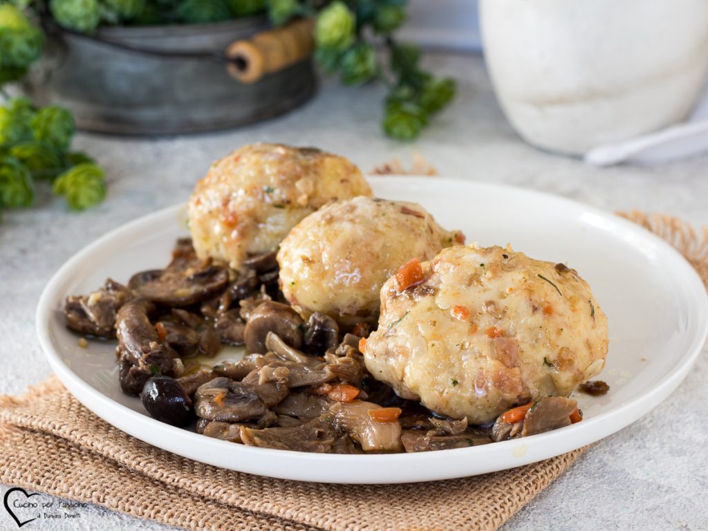 Canederli com cogumelos