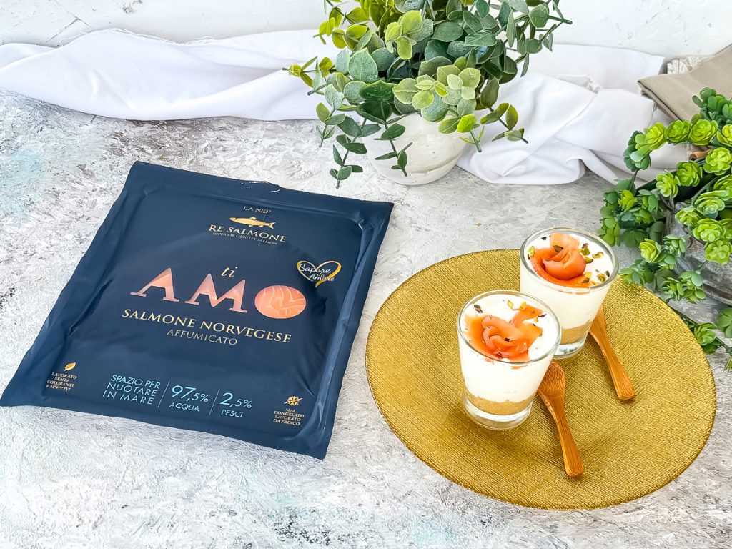 Cheesecake de salmão no copo